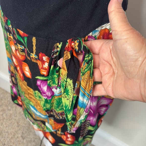 DBA-LA Black Tank Top Look with Tropical Print Dress. Drop Waist. 11/12. Y2K - Picture 3 of 9